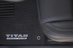 Nissan Titan SL Midnight Edition Crew Cab 2017 года